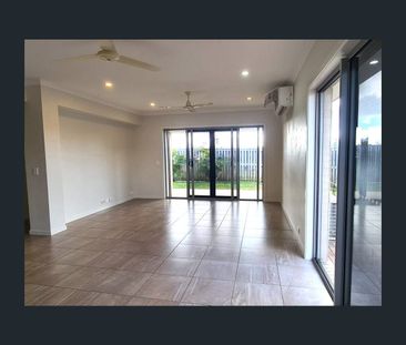 35 Koolivoo Parade, Boyne Island, Qld 4680 - Photo 2