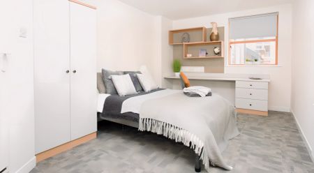 Premium Ensuite - Photo 2