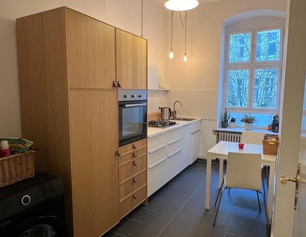 Helles Altbau-Zimmer in ruhiger WG in top Lage - Foto 1