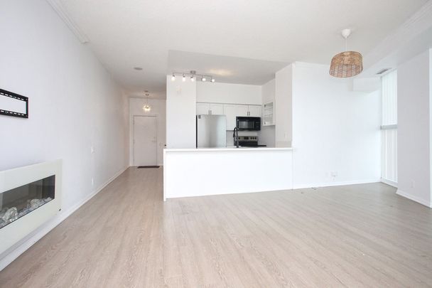 For Lease - 2067 Lakeshore Boulevard Unit# 801, Toronto, Ontario - Photo 1