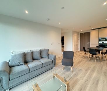 2 Bed Flat, Astell Road, SE3 - Photo 3