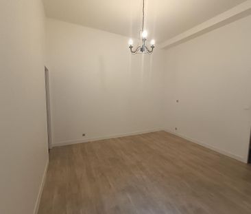 Location Appartement 1 pièce 27m² MONT DE MARSAN 40000 - Photo 3