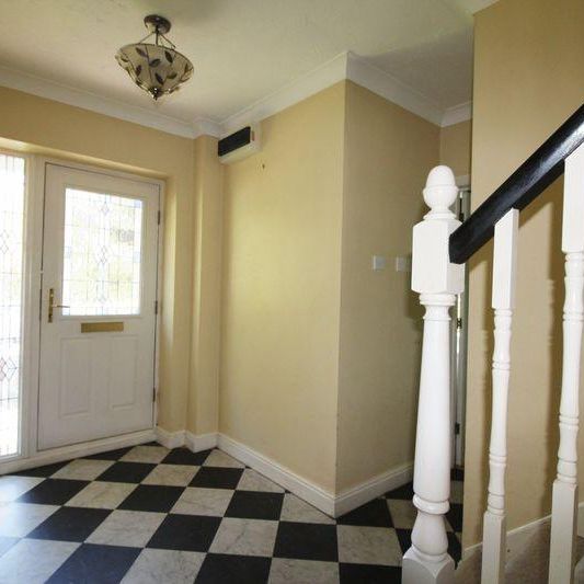 4 bedroom detached house to rent - Photo 1