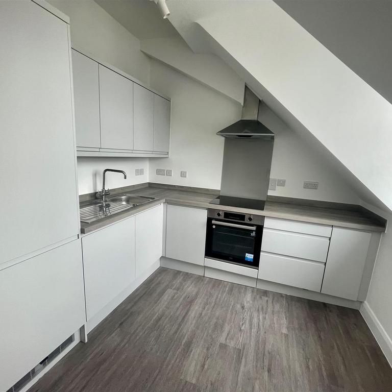 2 bedroom apartment to rent - Photo 1