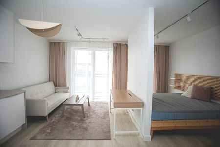 Warszawa, Żupnicza - Photo 5