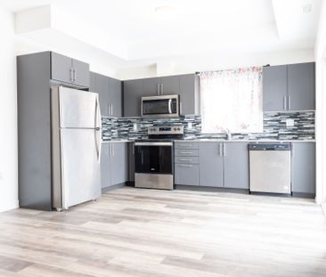 For Lease - 205 West Oak Trail Unit# 40, Kitchener, Ontario - Photo 3