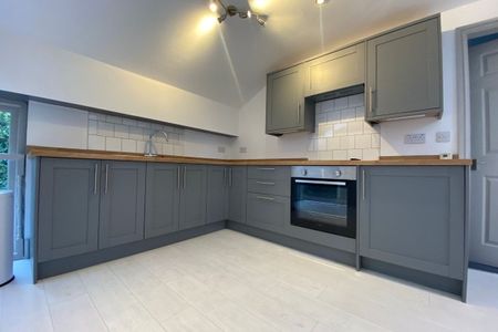 Blakeshall - Photo 4