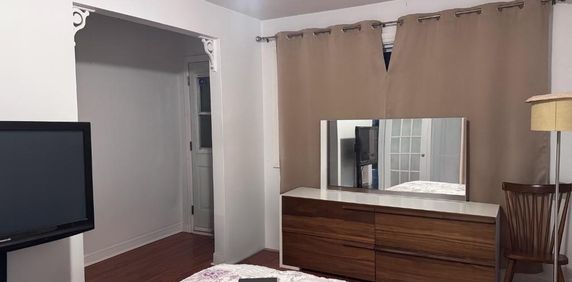 Grand 5 1/2 à louer à Aujou - Photo 2