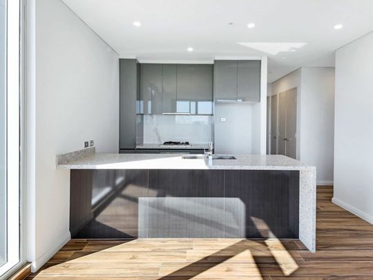 Fully Furnished I Level 8 with City View I Pool & Gym - Photo 1