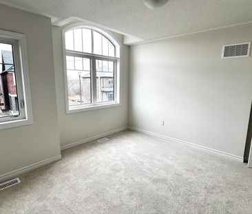 For Lease - 3059 Turtlecreek Place, Pickering, Ontario - Photo 6