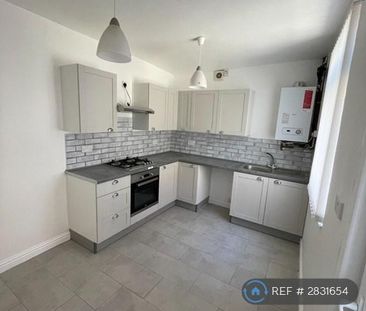 3 bedroom terraced house to rent - Photo 4