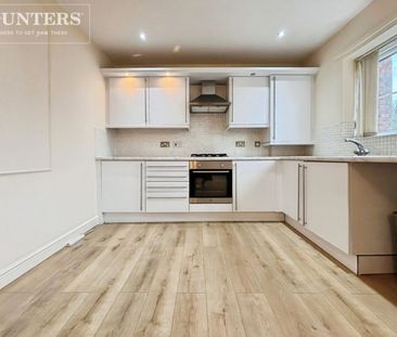 2 bedroom Flat To Let - Photo 4