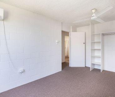 Low Maintenance Unit in Heatley - Photo 5