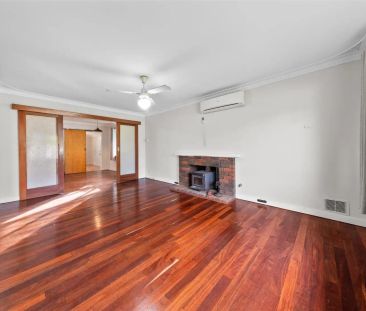 33 Eynesford Street, Gosnells WA 6110 - Photo 5
