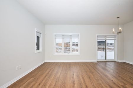 For Lease - 90 West Creek Court, Welland, Ontario - Photo 3