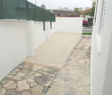 Rua Dona Maria Ana de Áustria, Lisbon, Lisbon 1070-088 - Photo 2