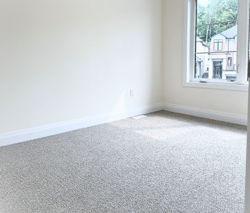 For Lease - 54 Bearberry Road, Springwater, Ontario - Photo 2