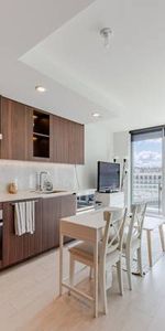 Vancouver Olympic Village furnished 1 Bedroom Plus 1 Den For Rent - Photo 4