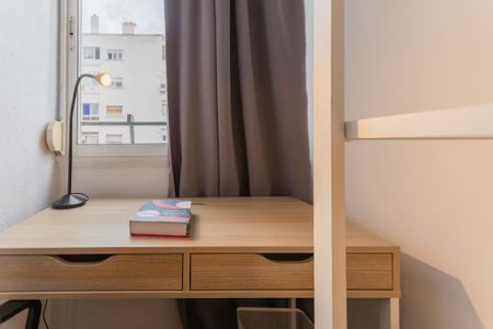 Avinguda del Primat Reig, Valencia, Valencian Community 46010 - Foto 4