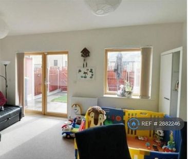 2 bedroom terraced house to rent - Photo 2