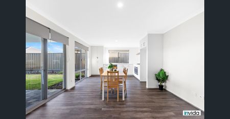 Stylish Rooms with Private Ensuite in Purpose-Built Co-Living Home ! - Photo 2