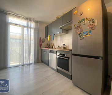 Location Appartement 3 pièces 67m² SORGUES 84700 - Photo 4