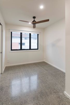 Luxurious Tri-Level Townhome in the Heart of Brunswick - Photo 1