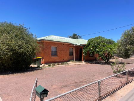 46 Stokes Terrace&comma; Port Augusta West - Photo 2