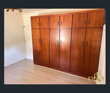 Comfortable 3-Bedroom Generous House rental in Hillcrest. - Photo 2