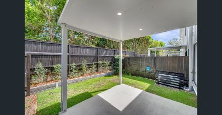 Enduring Style, Exceptional Location - Photo 4