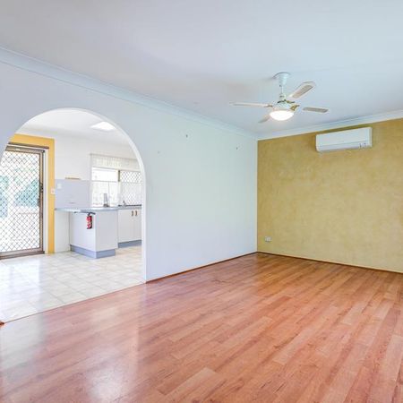 3 Bedroom Family Home! - Photo 3