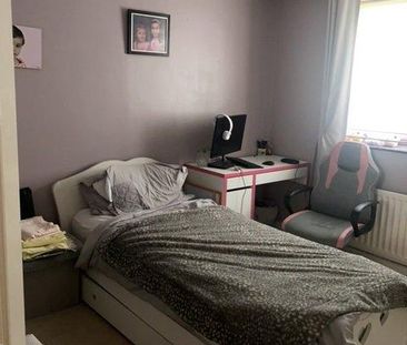 5 bedroom detached house to rent - Photo 5