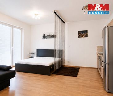 Pronájem bytu 1+kk 40 m² - Photo 3