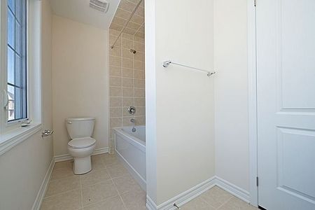 For Lease - 1646 Gainer Crescent, Milton, Ontario - Photo 4