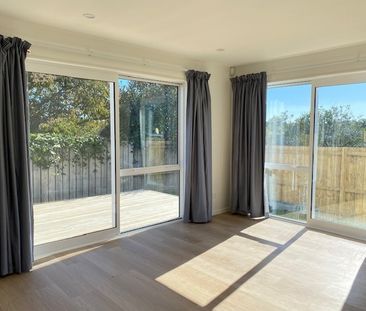 Spacious 4-Bedroom Family Home in the Heart of Howick - Photo 2