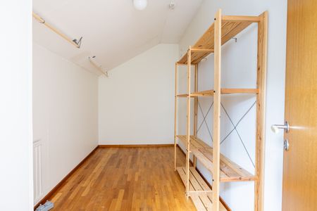 Kraftkärrsvägen, Finspång - Photo 2