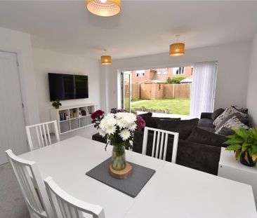 3 bedroom terraced house to rent - Photo 3