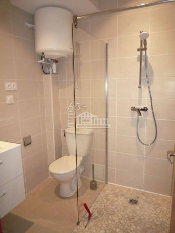 Location Studio - Photo 5