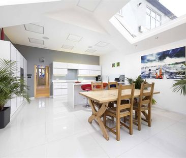 Cambridge Crescent, Teddington, TW11 - Photo 5