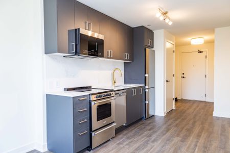 For Lease - 8010 Derry Road Unit# 207, Milton, Ontario - Photo 3