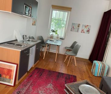 Charlottenburg Apartment/ Untermiete - Photo 1