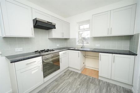 2 bedroom maisonette to rent - Photo 5