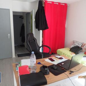 Location Appartement 2 pièces 42m² ANGOULEME 16000 - Photo 2
