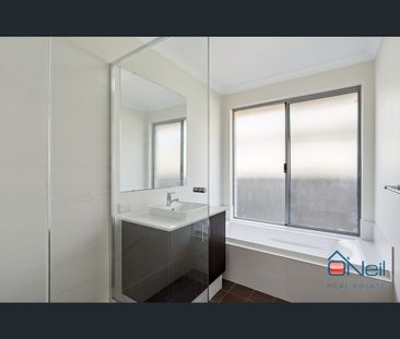 39 Partridge Bend, Byford, WA 6122 - Photo 2