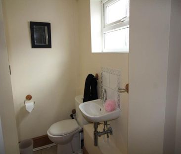 1 bedroom flat to rent - Photo 6