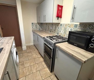 2 bedroom terraced house to rent - Photo 6