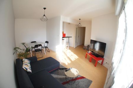 Location Appartement 2 pièces 37m² ANGERS 49100 - Photo 2