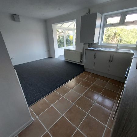 1 bedroom end of terrace house to rent - Photo 4