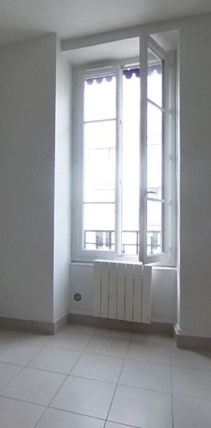 APPARTEMENT T2 A LOUER - LYON 7EME ARRONDISSEMENT - 45.7 m2 - 705 € charges comprises par mois - Photo 1