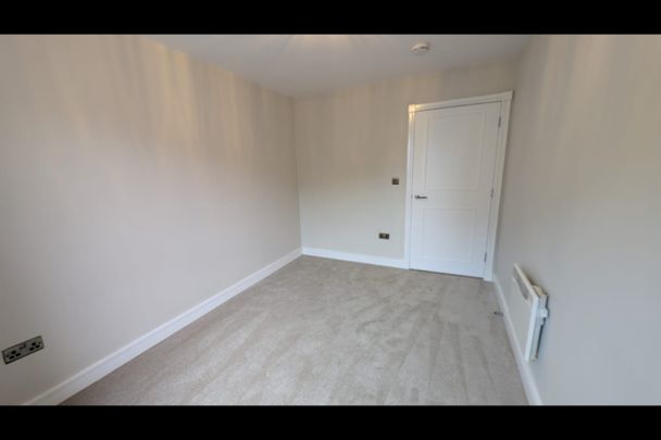 2 Bed Flat, Coopers Court, SO14 - Photo 1